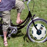 Fahrrad Zierfelgen als Fussball